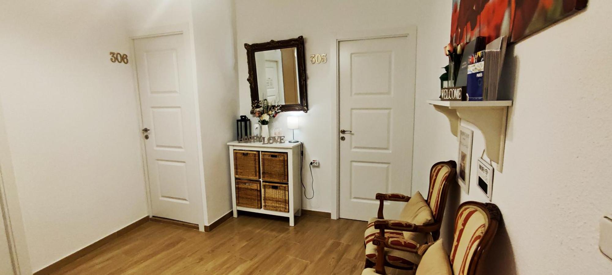 Hostal Aliste Мадрид Экстерьер фото